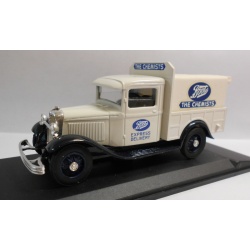 FORD V8 1933 PICK UP CACHE BOOTS